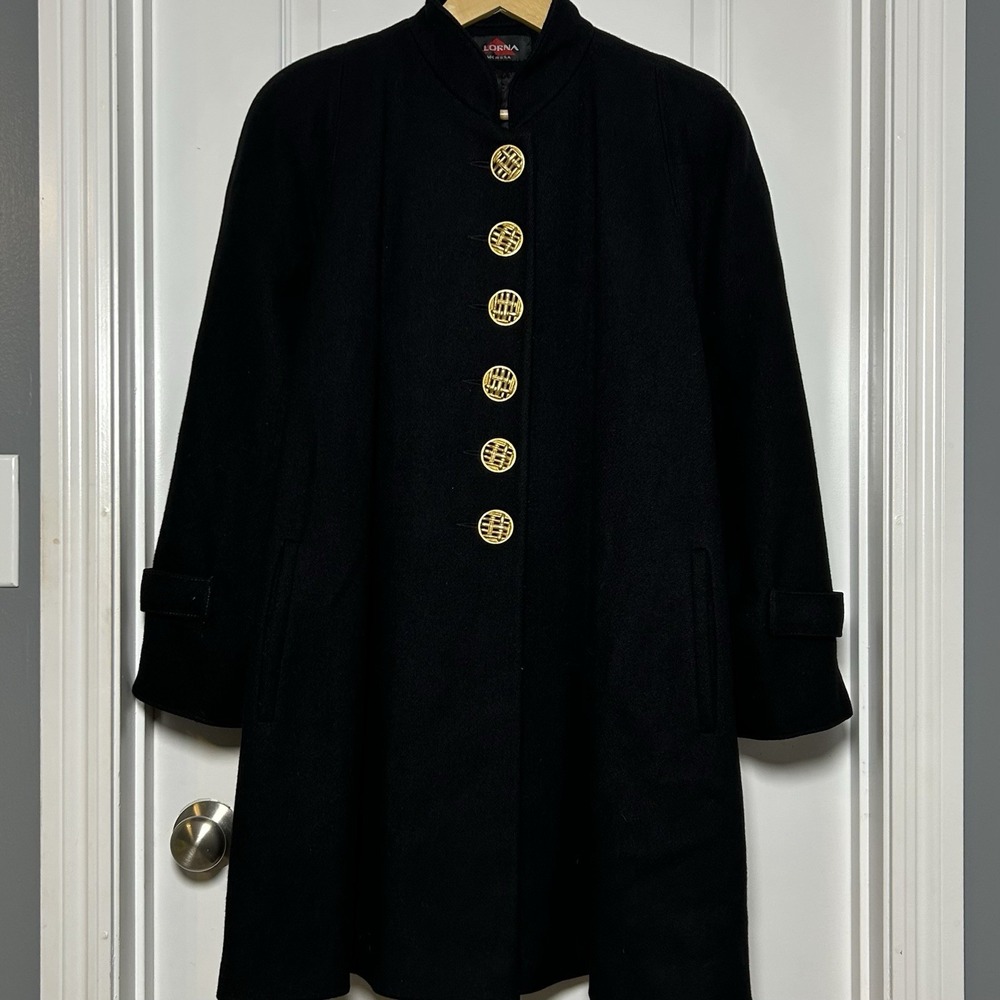 Alorna Vintage 80s Made in USA Wool Blend Black Gold Button A-Line Swing Coat